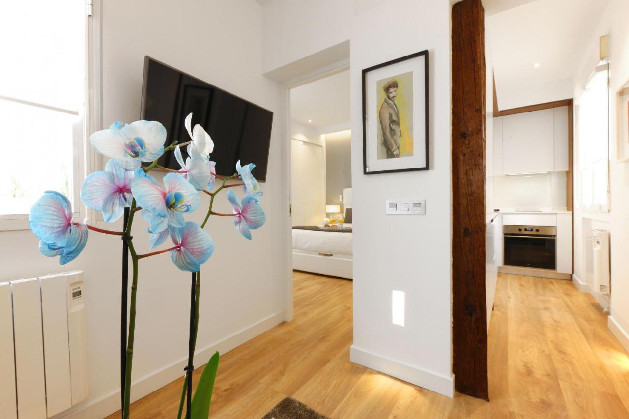 Appartement Angel Square à Madrid Extérieur photo