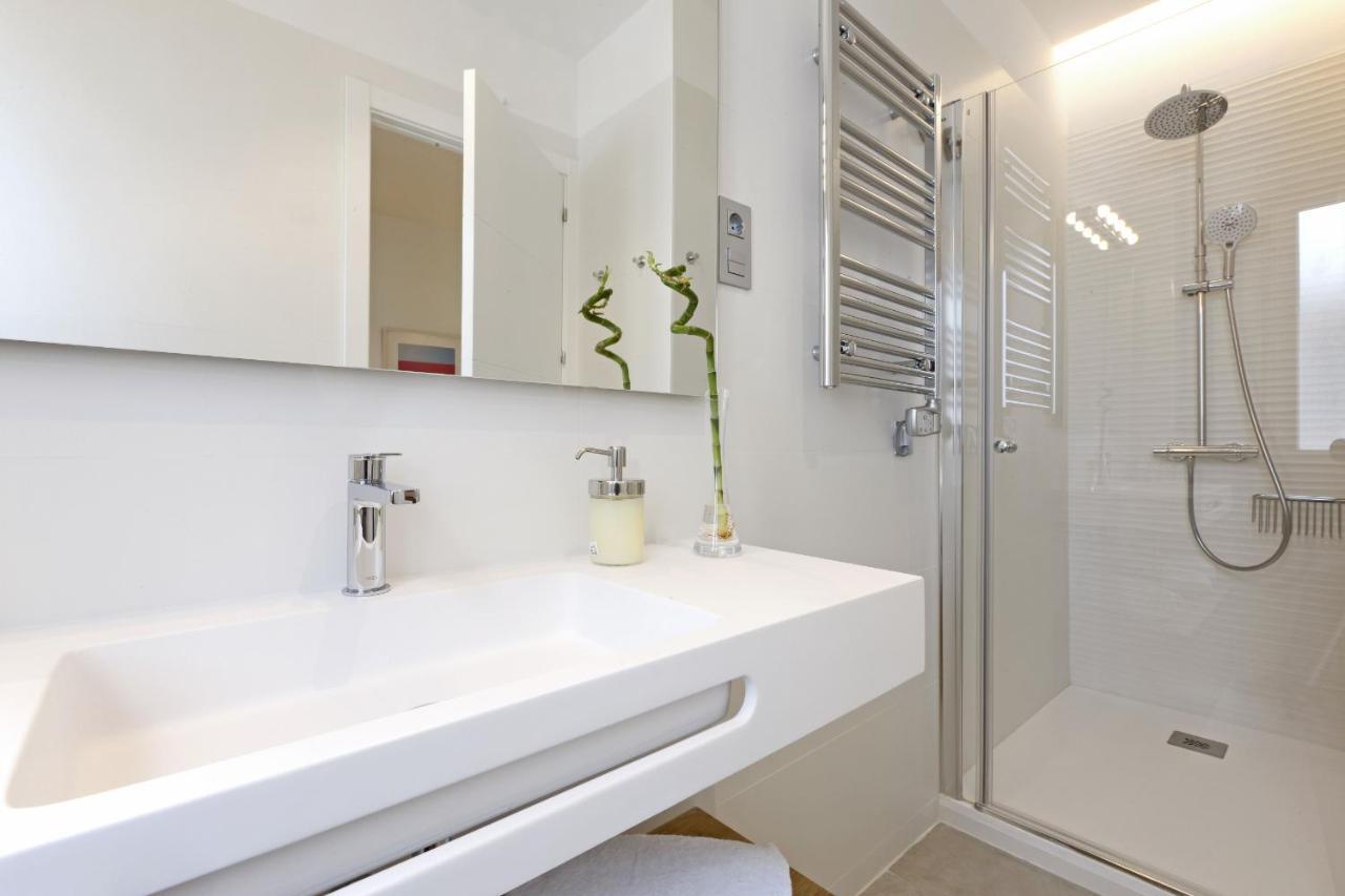 Appartement Angel Square à Madrid Extérieur photo
