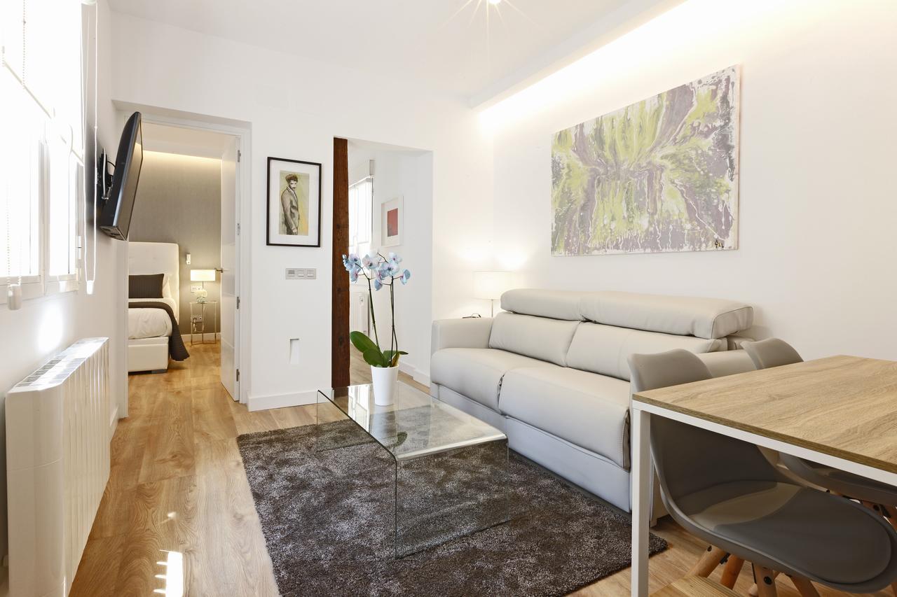 Appartement Angel Square à Madrid Extérieur photo