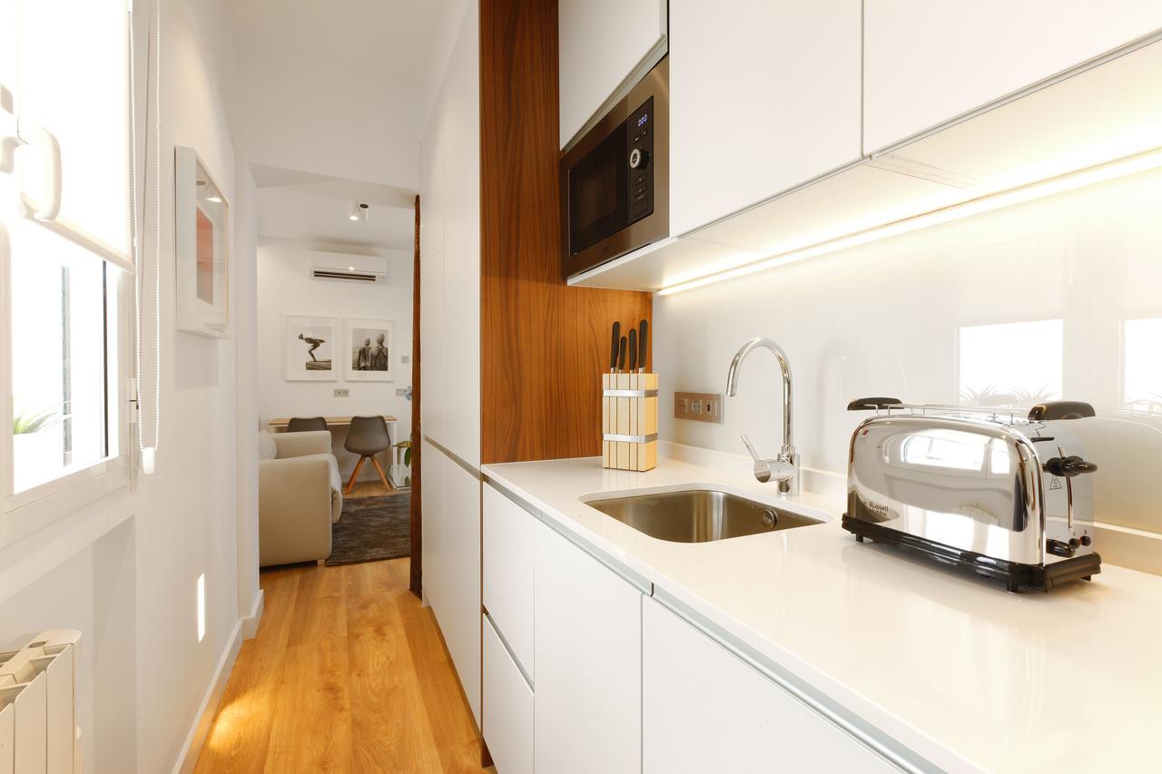 Appartement Angel Square à Madrid Extérieur photo